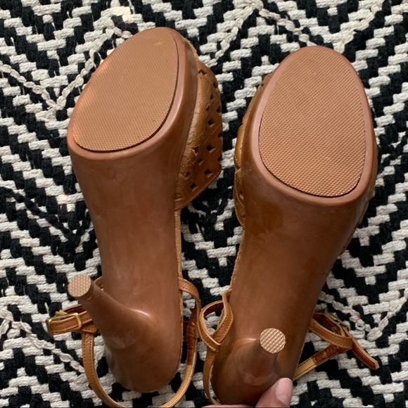 Vintage 70’s Disco Era Platform Sandals - Picture 7 of 14